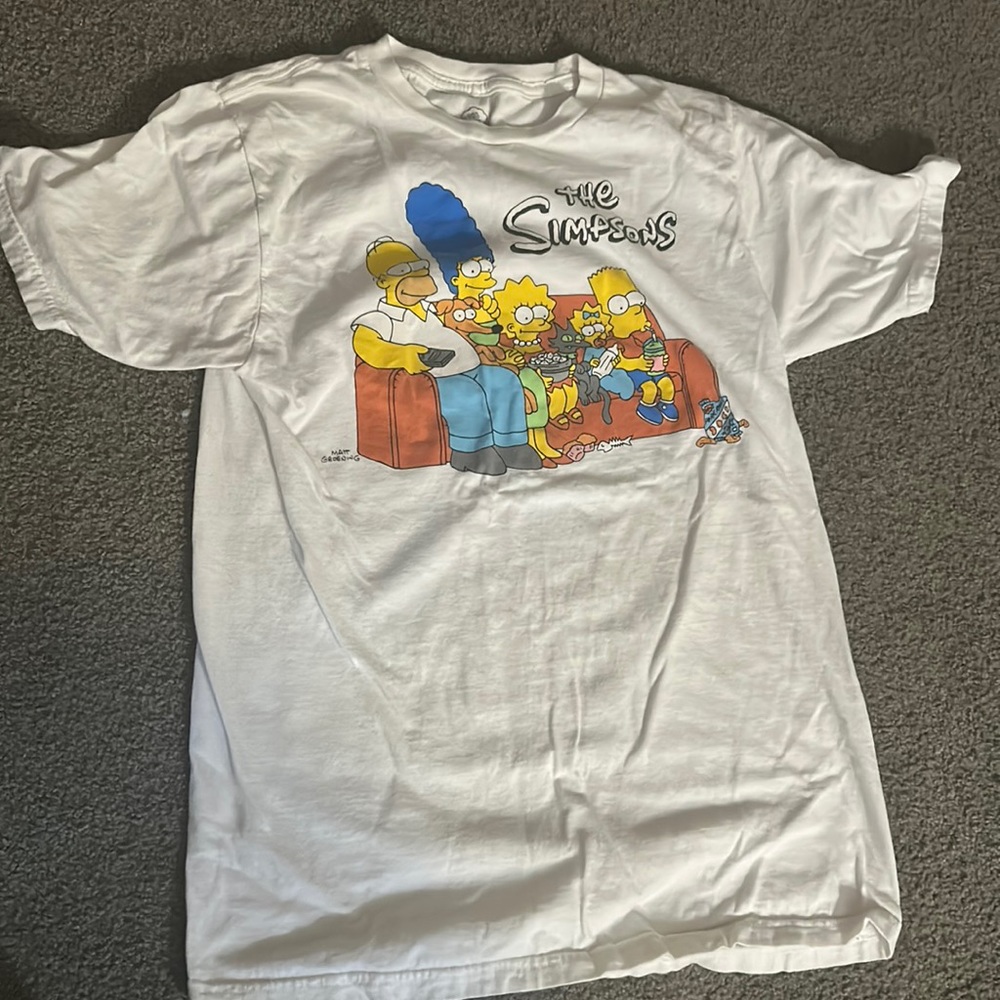 The Simpsons, white t-shirt